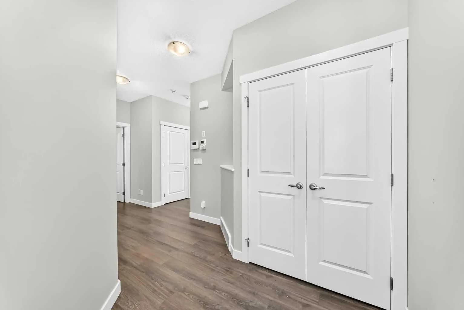 Semi Detached (Half Duplex)